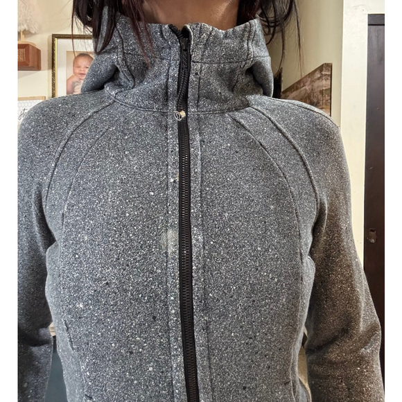 Lululemon Scuba Full-Zip Hoodie - Picture 2 of 9
